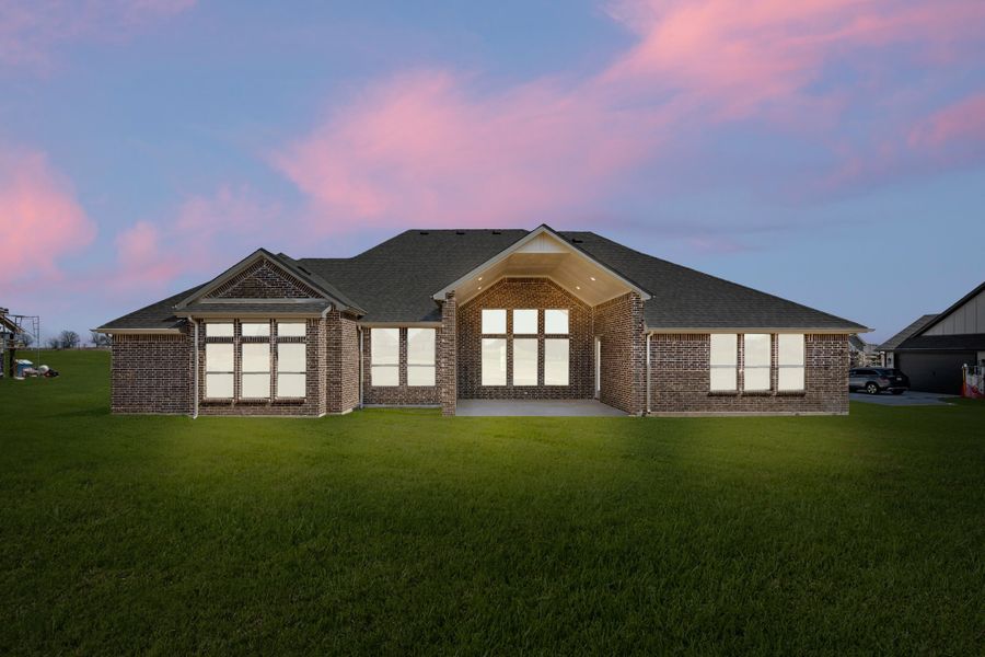Exterior details and patio area of a home in Paloma Ranch, Justin (Image 4).