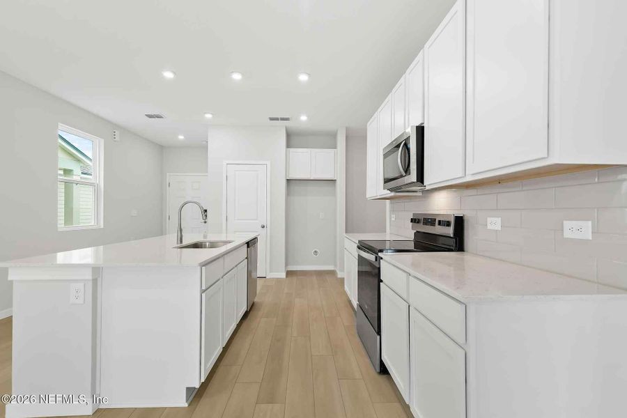 Furnished interior view inside a new home in , Jacksonville (Image 9).