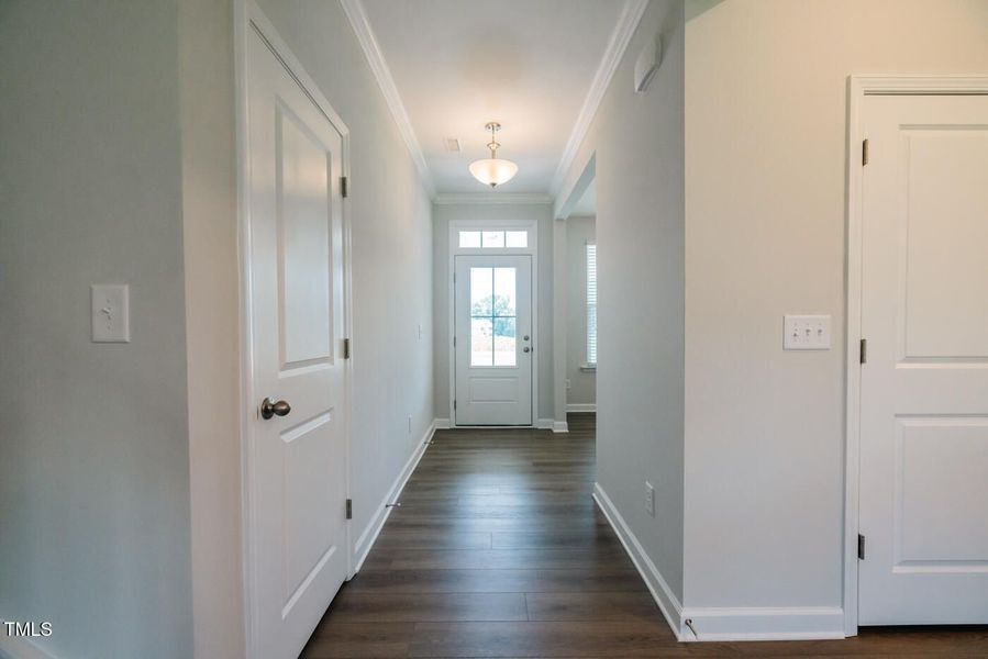 Spacious, unfurnished interior of a new home in Tobacco Road, Angier (Image 106). Spacious, unfurnished interior of a new home in Tobacco Road, Angier (Image 106).