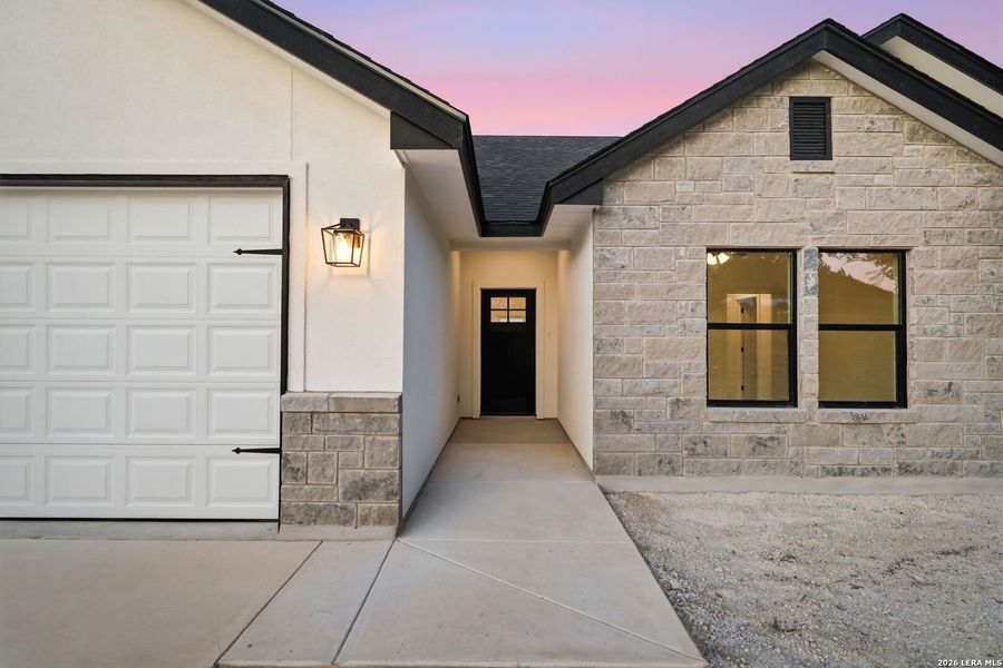 Exterior details and patio area of a home in , Canyon Lake (Image 3). Exterior details and patio area of a home in , Canyon Lake (Image 3).