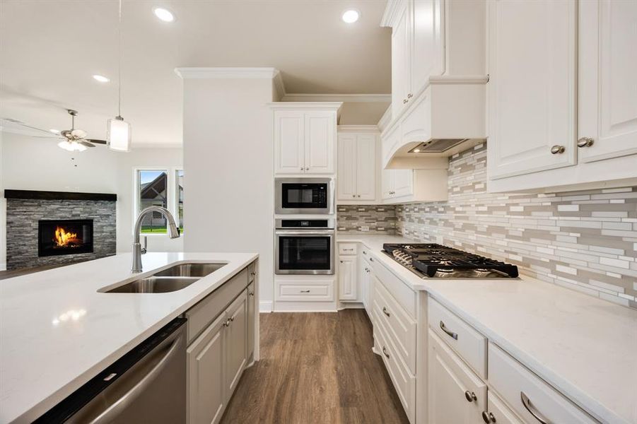 Furnished interior view inside a new home in Heath Golf and Yacht, Heath (Image 12).