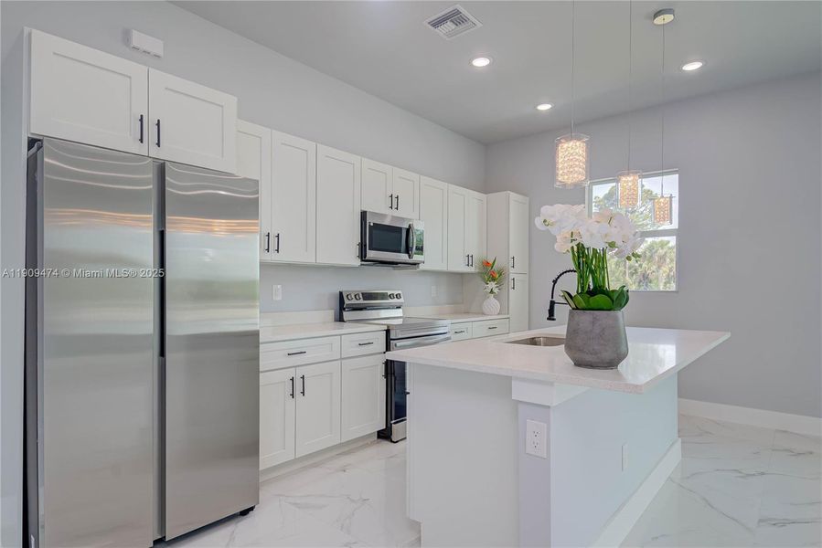 Furnished interior view inside a new home in , Lehigh Acres (Image 4).