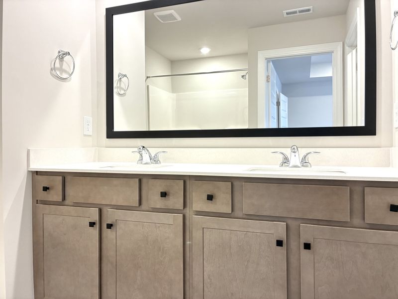 Image 20 of a home in Holly Ridge. Image 20 of a home in Holly Ridge.