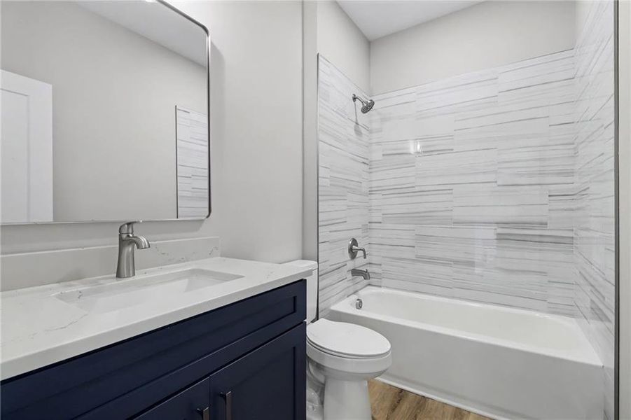 Furnished interior view inside a new home in , Clermont (Image 13). Furnished interior view inside a new home in , Clermont (Image 13).