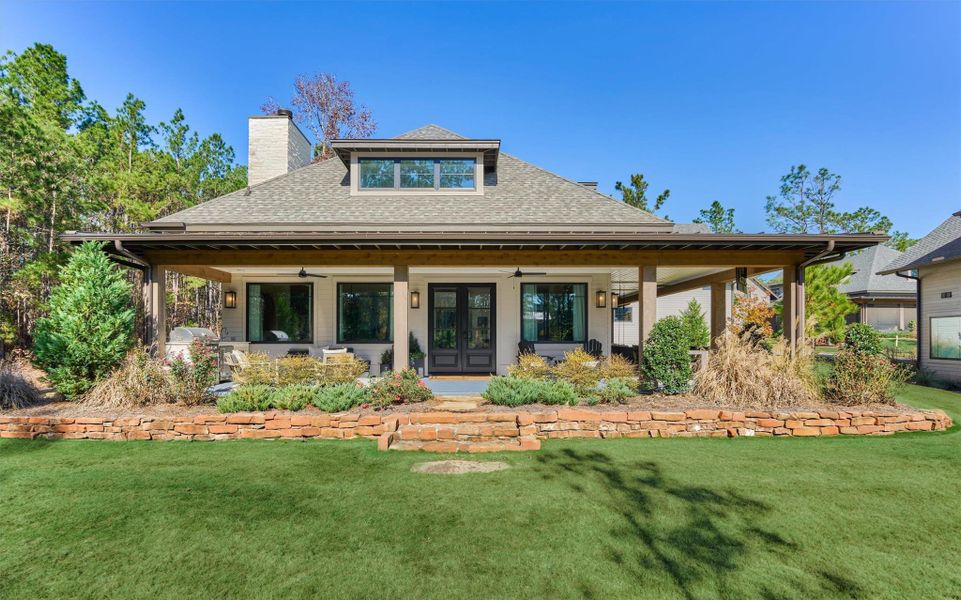 Exterior details and patio area of a home in , Montgomery (Image 3).