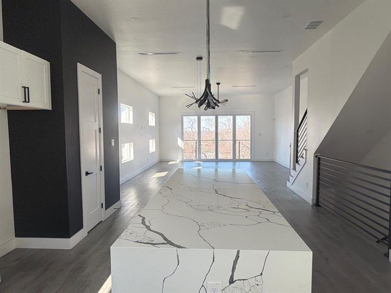 Spacious, unfurnished interior of a new home in , Dallas (Image 10).