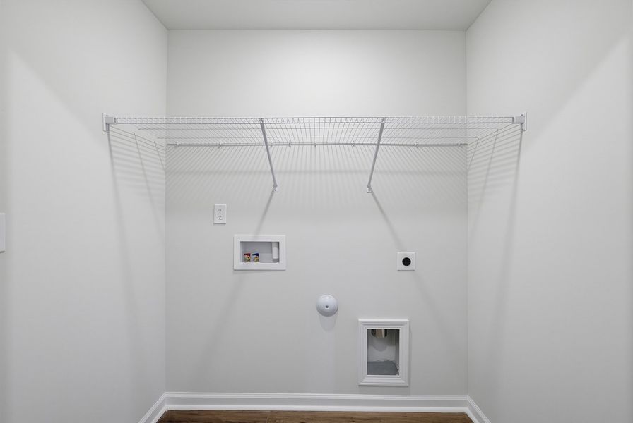 Spacious, unfurnished interior of a new home in Sweetbrier, Durham (Image 25).