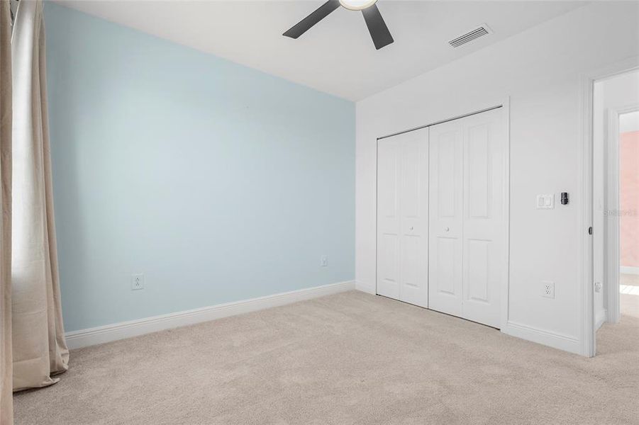 Spacious, unfurnished interior of a new home in , Sarasota (Image 45).