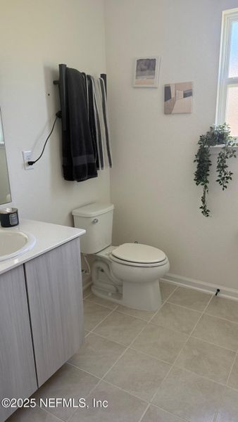 Furnished interior view inside a new home in , Jacksonville (Image 8).