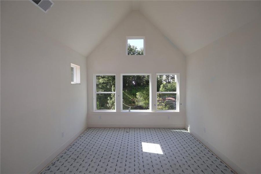 Spacious, unfurnished interior of a new home in Settingdown Farms, Cumming (Image 3).