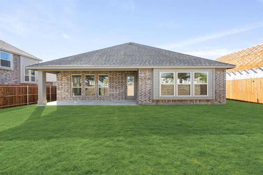 Exterior details and patio area of a home in Arcadia Trails Classic 50, Balch Springs (Image 4).