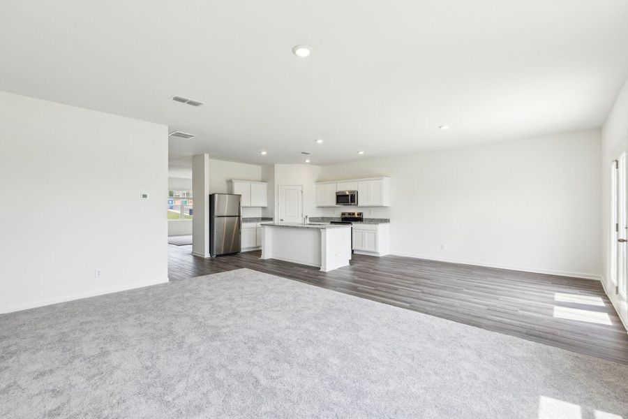 Representative unfurnished interior of a home built from the Galileo by Starlight Homes in Harrington Trails at The Canopies, New Caney (Image 30).