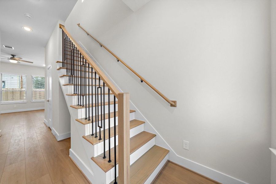 Spacious, unfurnished interior of a new home in , Houston (Image 22).