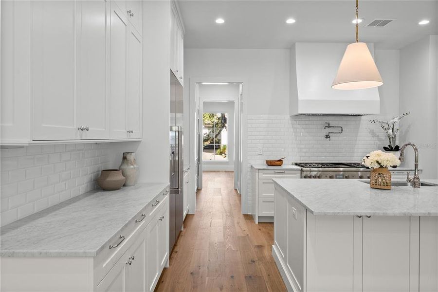 Furnished interior view inside a new home in , Tampa (Image 40).