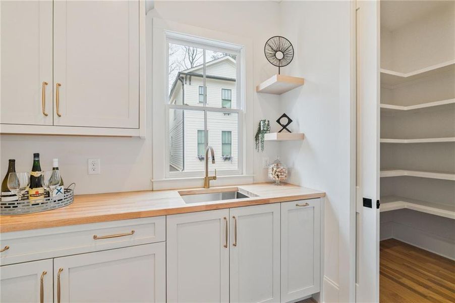 Furnished interior view inside a new home in Pendergrast Farm, Atlanta (Image 54).