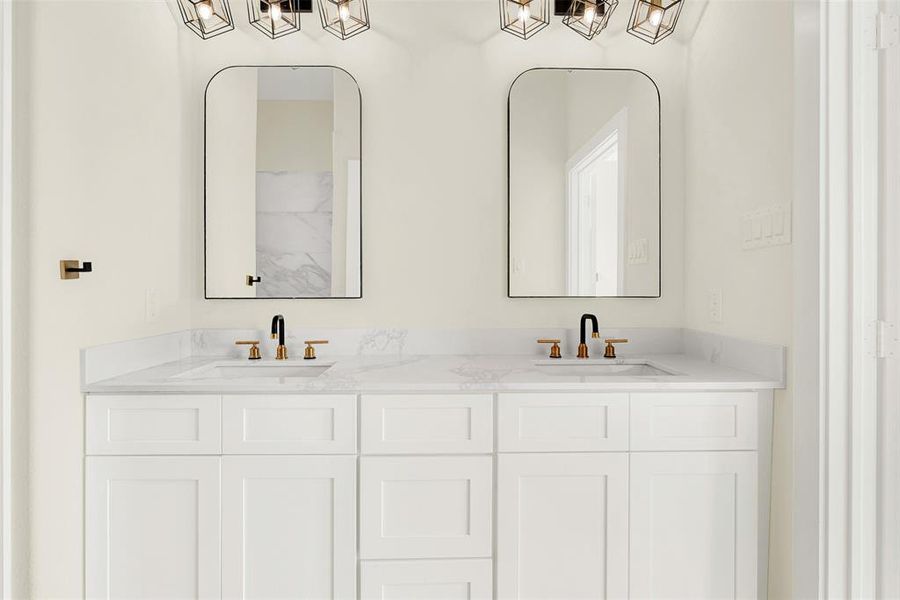 Primary Ensuite Bath