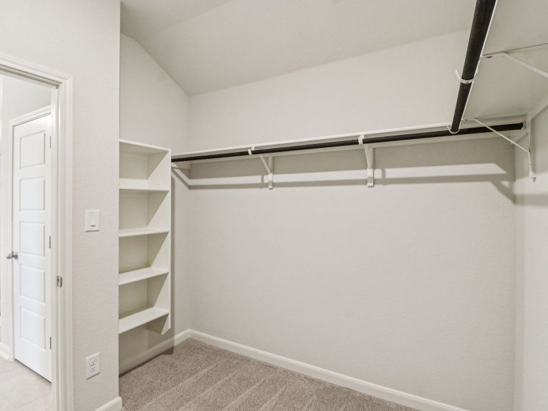 Spacious, unfurnished interior of a new home in Kallison Ranch, San Antonio (Image 27).