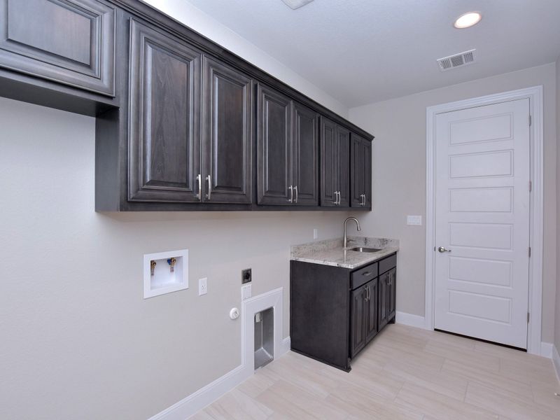 Image 111 representing the San Simeon II by Giddens Homes in Clearwater Ranch, Liberty Hill, TX.