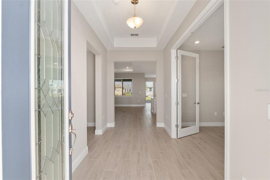 Spacious, unfurnished interior of a new home in , Ocala (Image 41).