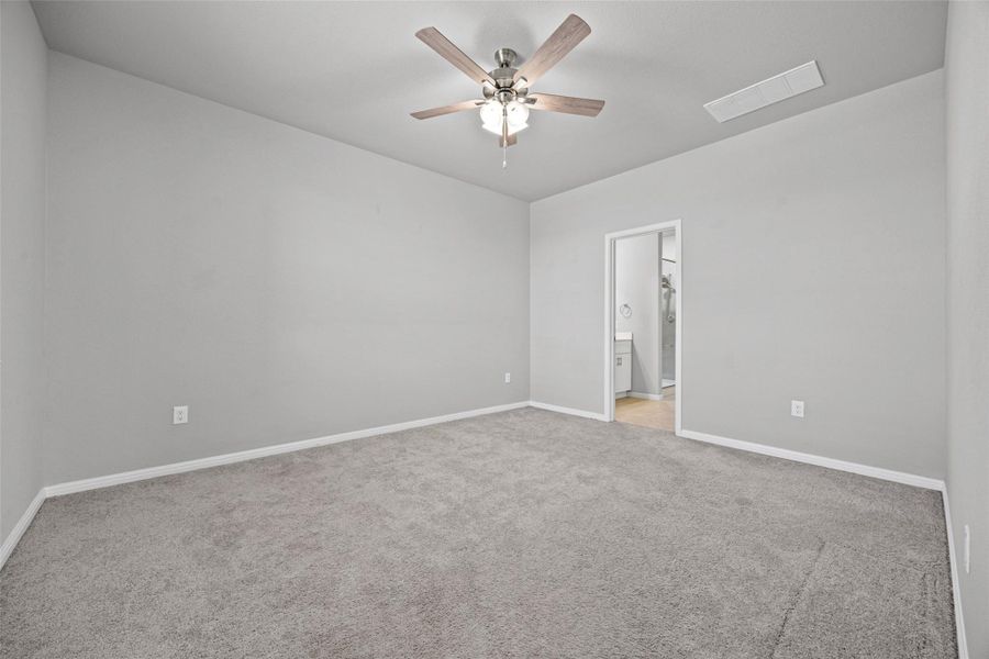 Spacious, unfurnished interior of a new home in Crosswinds, Kyle (Image 21). Spacious, unfurnished interior of a new home in Crosswinds, Kyle (Image 21).