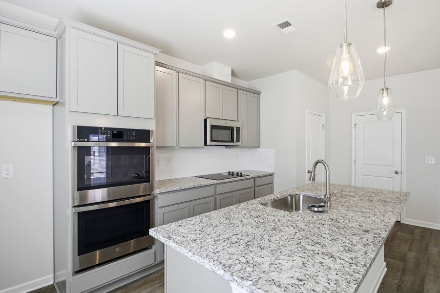 New Home in Perry, GA.  - Slide 2