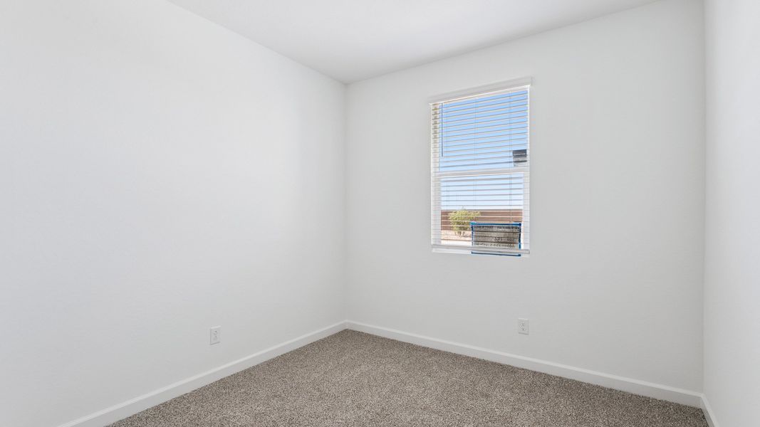 Spacious, unfurnished interior of a new home in Del Rio Ranch, Avondale (Image 27).