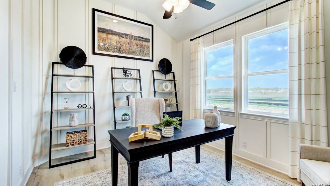 Furnished interior view inside a new home in Meyer Ranch – Premier, New Braunfels (Image 10). Furnished interior view inside a new home in Meyer Ranch – Premier, New Braunfels (Image 10).