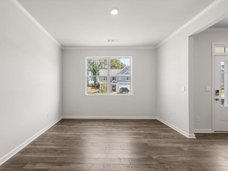 Spacious, unfurnished interior of a new home in Parkside at Carter Grove, Cartersville (Image 19).