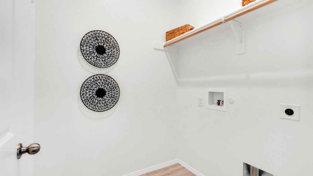 Representative unfurnished interior of a home built from the Concept 1991 by Risewell Homes in Silo Mills, Joshua (Image 20).