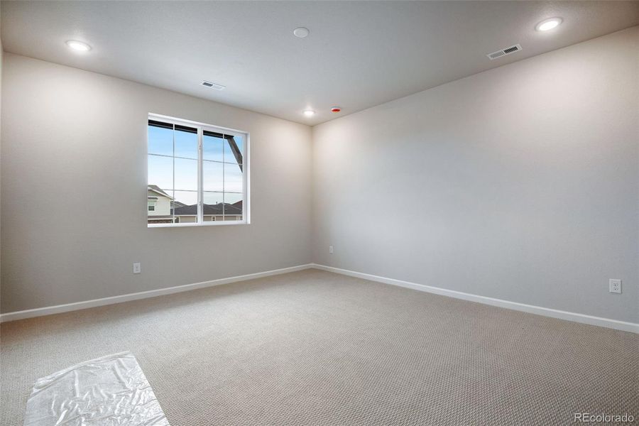 Spacious, unfurnished interior of a new home in Painted Prairie, Aurora (Image 38).