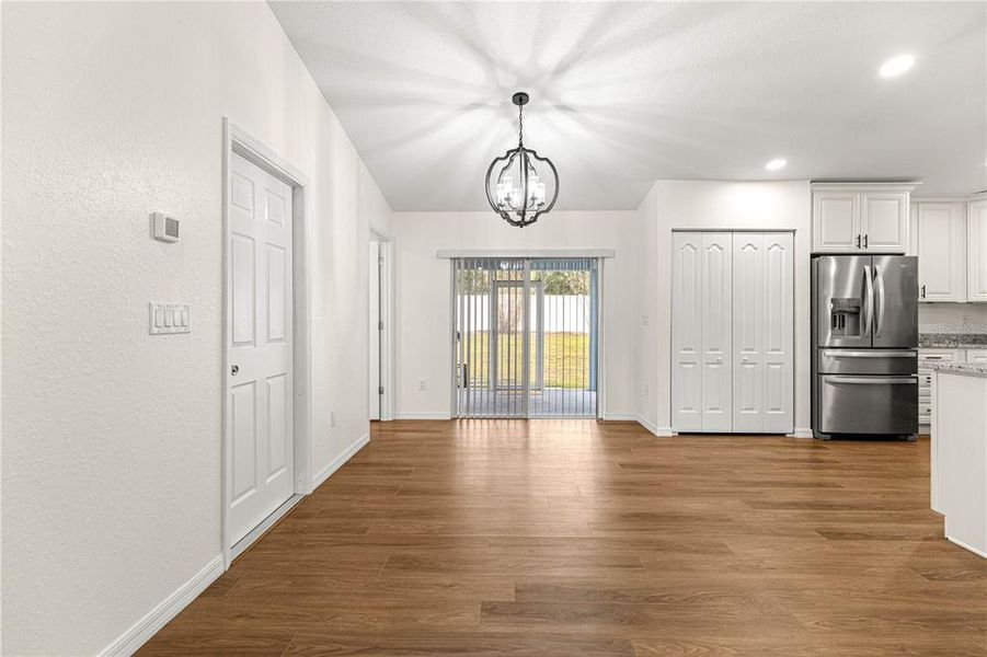 Spacious, unfurnished interior of a new home in , Ocala (Image 16).