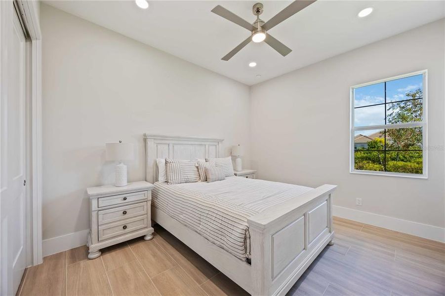 Furnished interior view inside a new home in , Sarasota (Image 31).