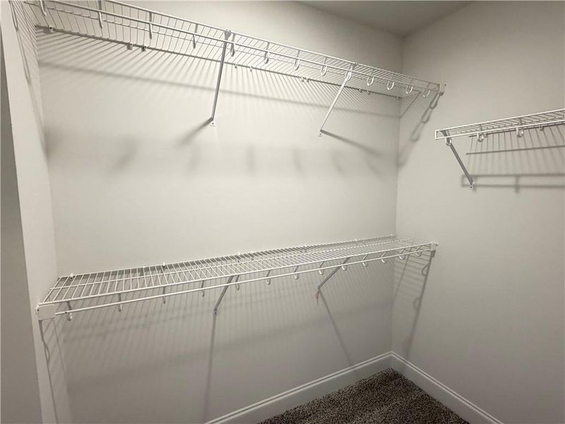 Spacious, unfurnished interior of a new home in , Jefferson (Image 32).