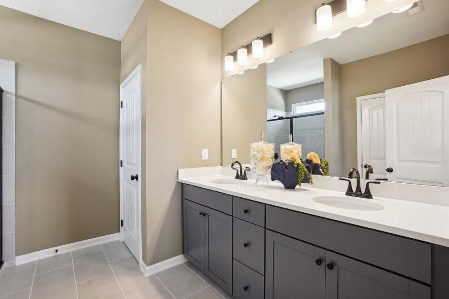 Furnished interior view inside a new home in Fair Oak, Calhoun (Image 14).