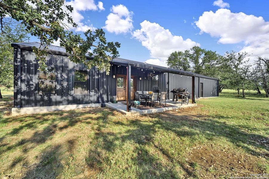 Image 33 of a home in . Image 33 of a home in .