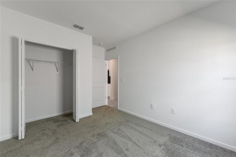 Spacious, unfurnished interior of a new home in , Davenport (Image 20).
