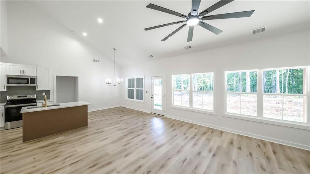 Spacious, unfurnished interior of a new home in , Bremen (Image 45). Spacious, unfurnished interior of a new home in , Bremen (Image 45).