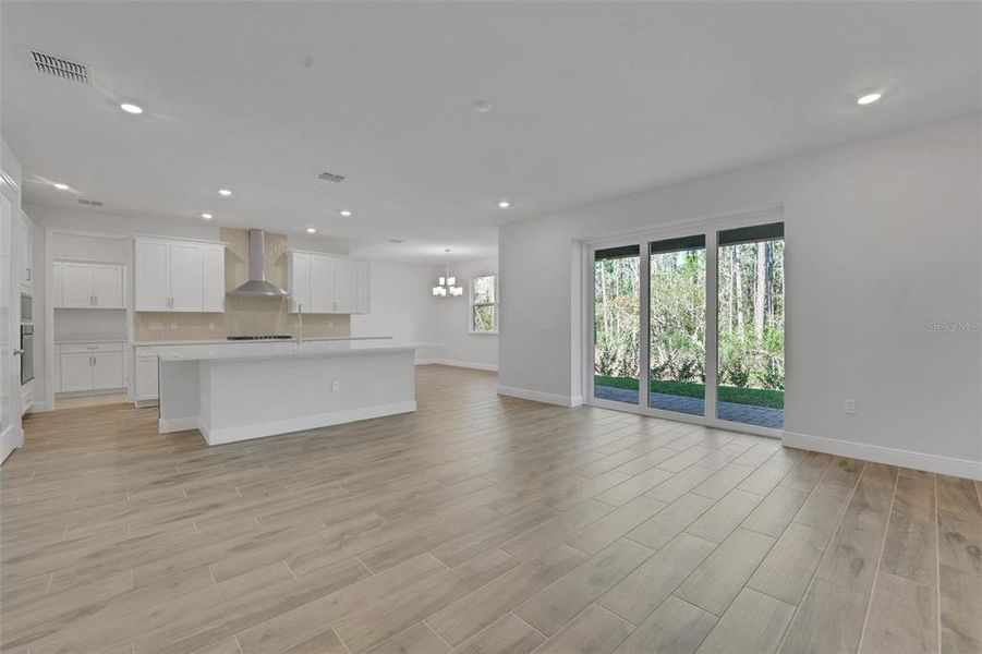 Spacious, unfurnished interior of a new home in Palms at Windermere, Windermere (Image 28).
