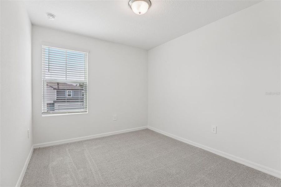 Spacious, unfurnished interior of a new home in Cagan Crossings West, Clermont (Image 34).