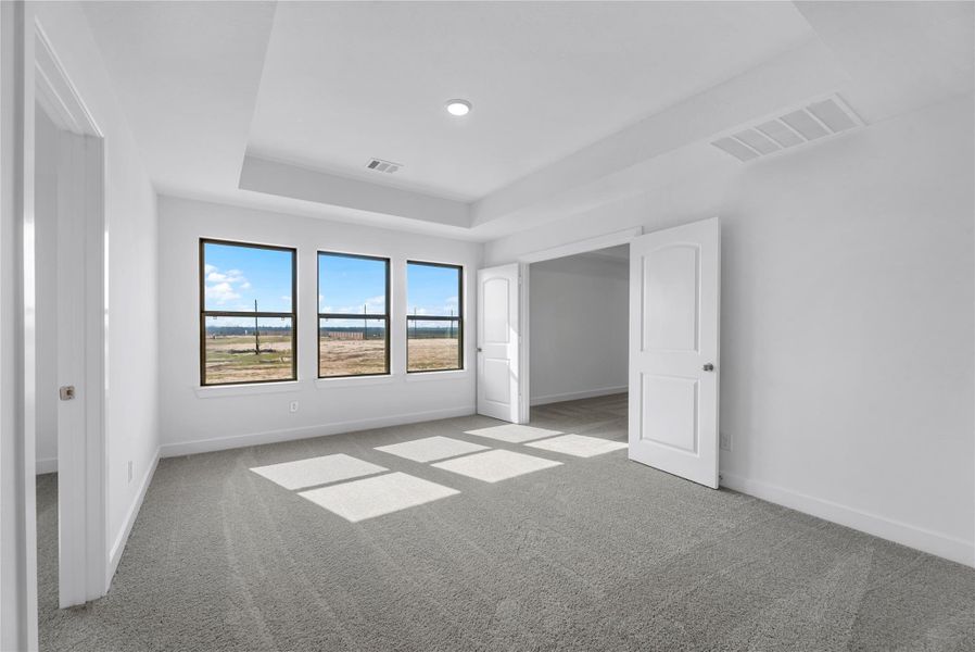 Spacious, unfurnished interior of a new home in Grange - 55', Katy (Image 13).