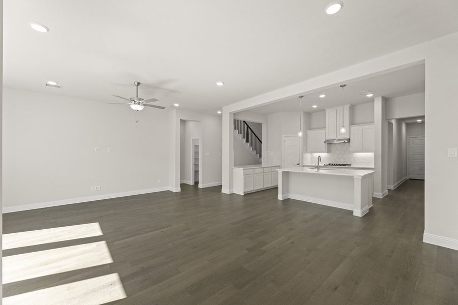 Representative unfurnished interior of a home built from the San Martino II by Pacesetter Homes in Park Hills, Rockwall (Image 20). Representative unfurnished interior of a home built from the San Martino II by Pacesetter Homes in Park Hills, Rockwall (Image 20).