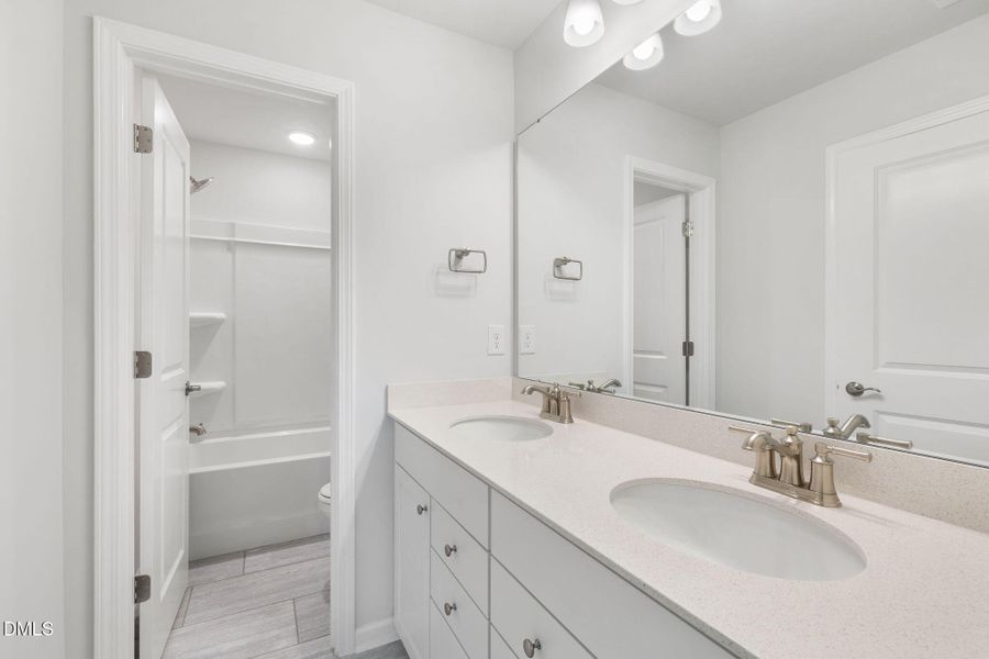 22-web-or-mls-DX3A0973