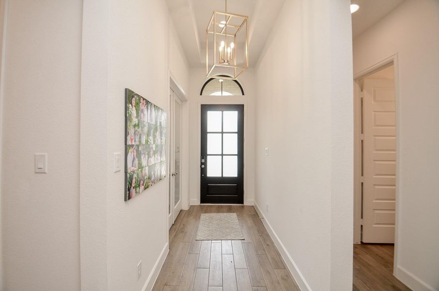 Spacious, unfurnished interior of a new home in Escondido, Magnolia (Image 22).