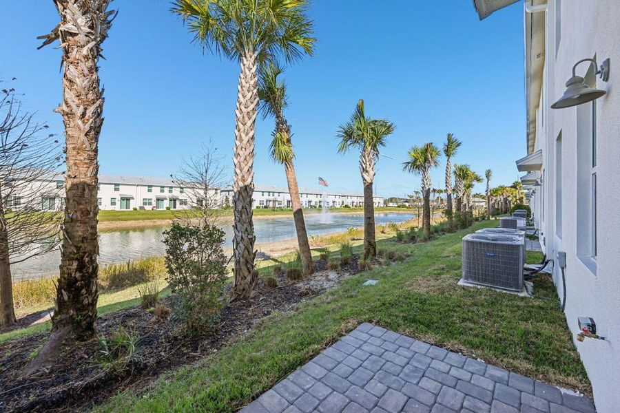 587 Salisbury Cir Fort Pier (30)
