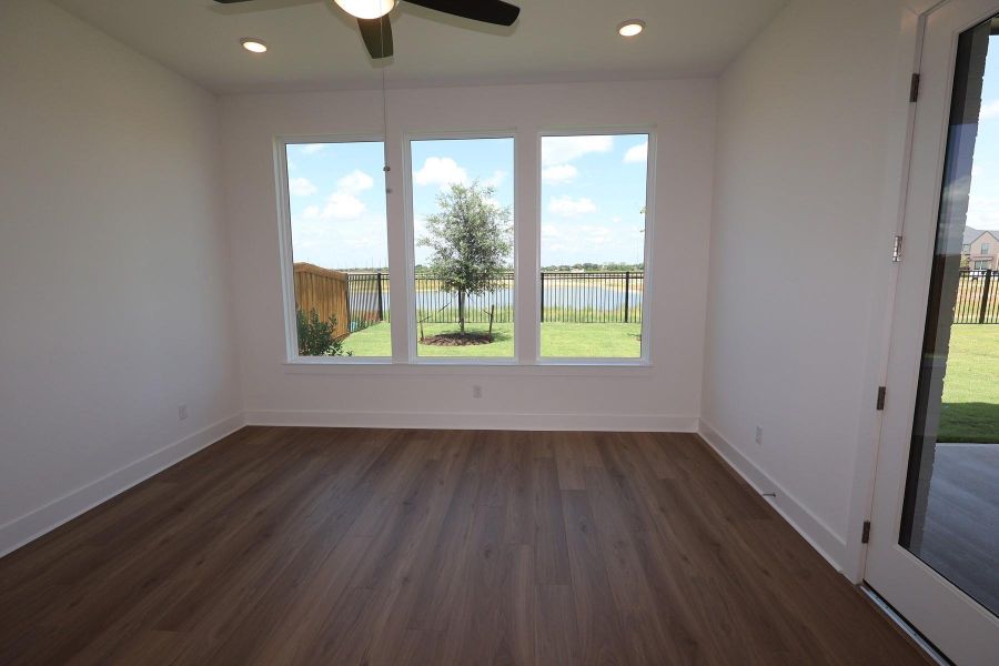 Spacious, unfurnished interior of a new home in Dunham Pointe, Cypress (Image 13). Spacious, unfurnished interior of a new home in Dunham Pointe, Cypress (Image 13).