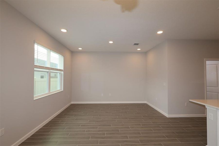 Spacious, unfurnished interior of a new home in Emerson Pointe, Apopka (Image 10). Spacious, unfurnished interior of a new home in Emerson Pointe, Apopka (Image 10).