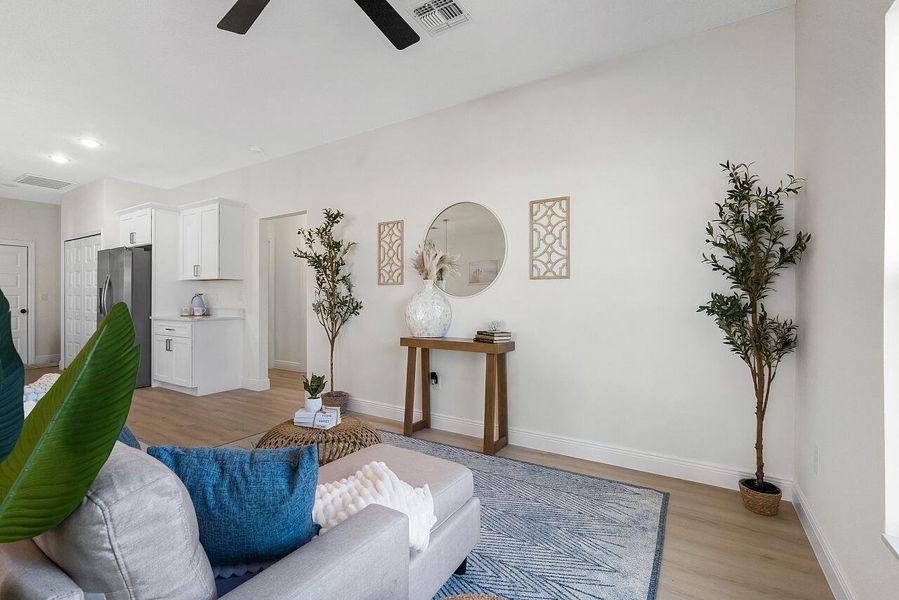 9055-103rd-Ave-HigMedia-016-1280