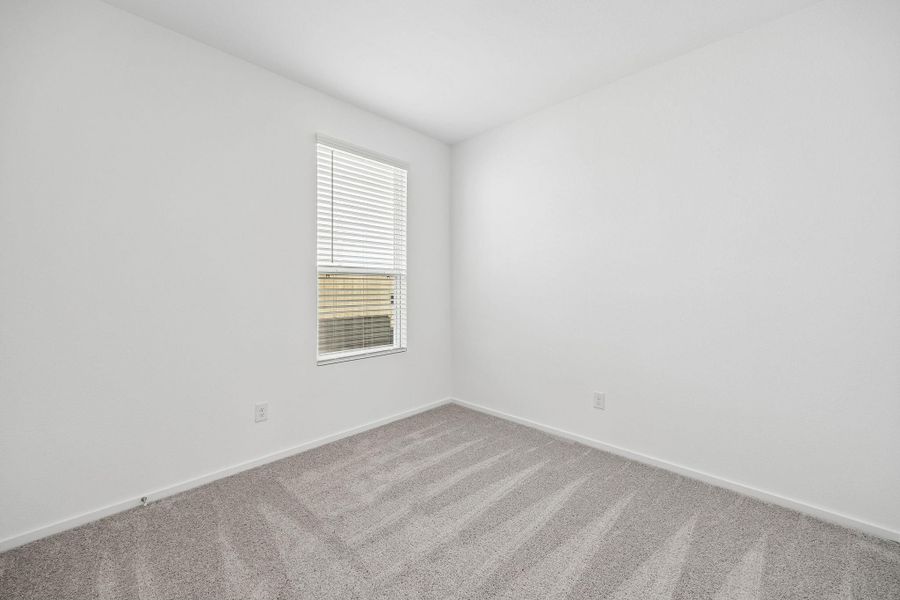 Spacious, unfurnished interior of a new home in Stokesbury, Waller (Image 20).
