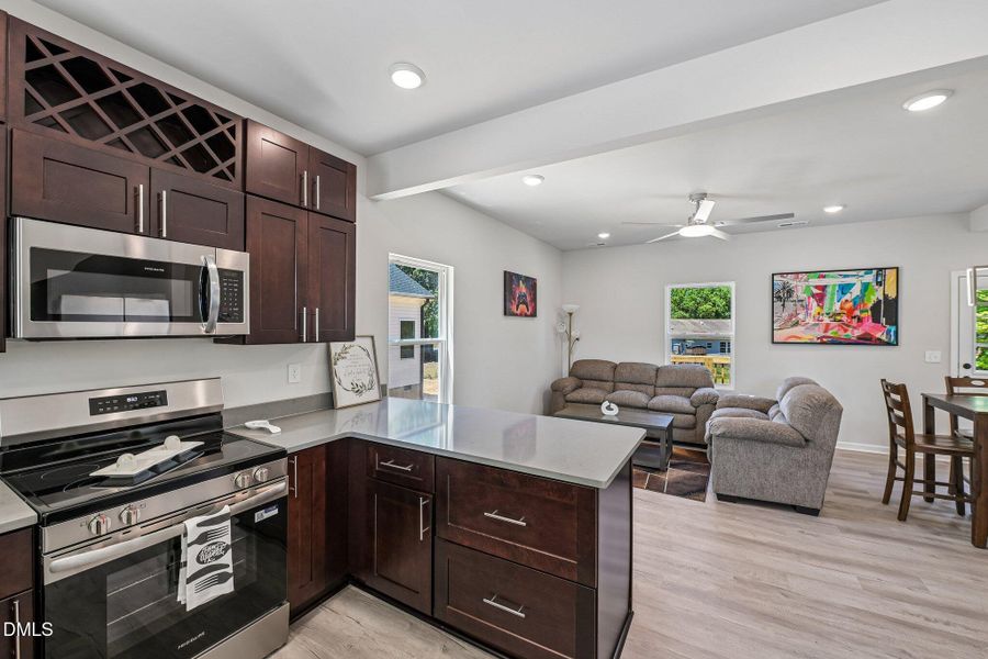 14-web-or-mls-N Ireland St-S1806-014