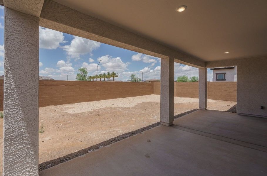 Representative unfurnished interior of a home built from the Willow by William Ryan Homes in The Grove at El Cidro, Goodyear (Image 21). Representative unfurnished interior of a home built from the Willow by William Ryan Homes in The Grove at El Cidro, Goodyear (Image 21).